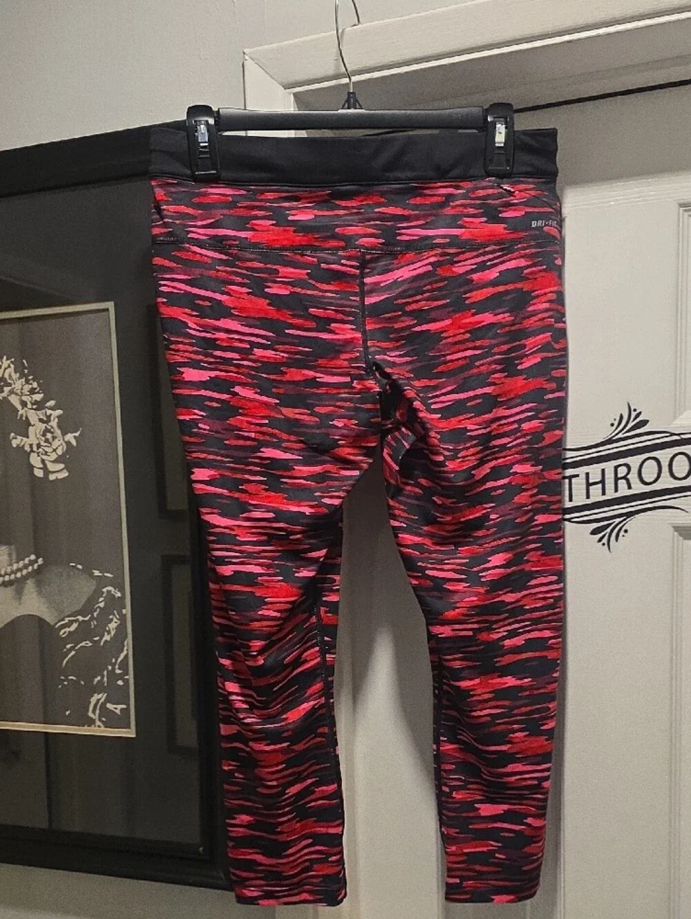 Nike Red and Pink Camo Stretch Leggings